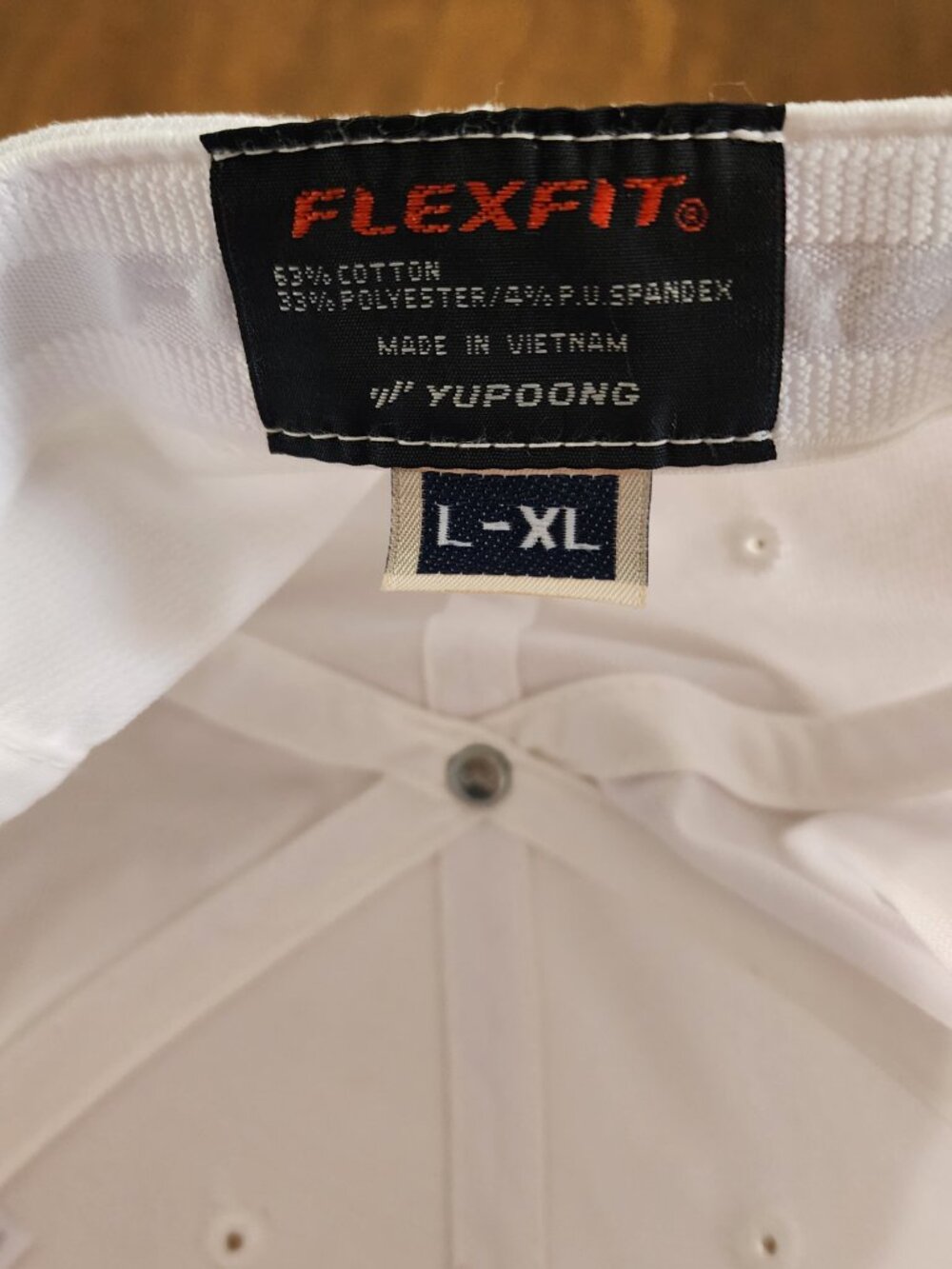 Travis Mathew Men's Flexfit Hat Size L-XL Maui HI White Grey - Picture 4 of 7